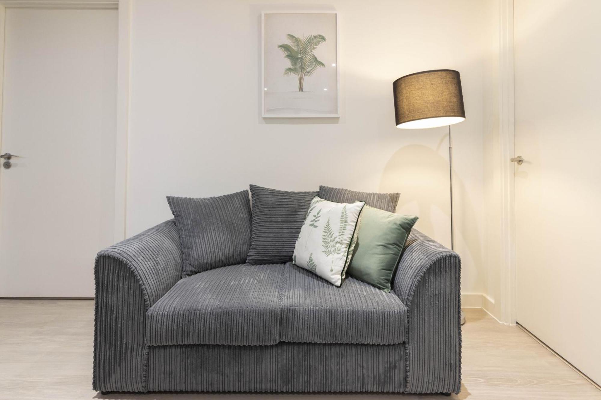 Linacre 11 - Modern 2 Bed Behind The Cathedral With Free Parking And Fast Wifi Appartement Exeter Buitenkant foto