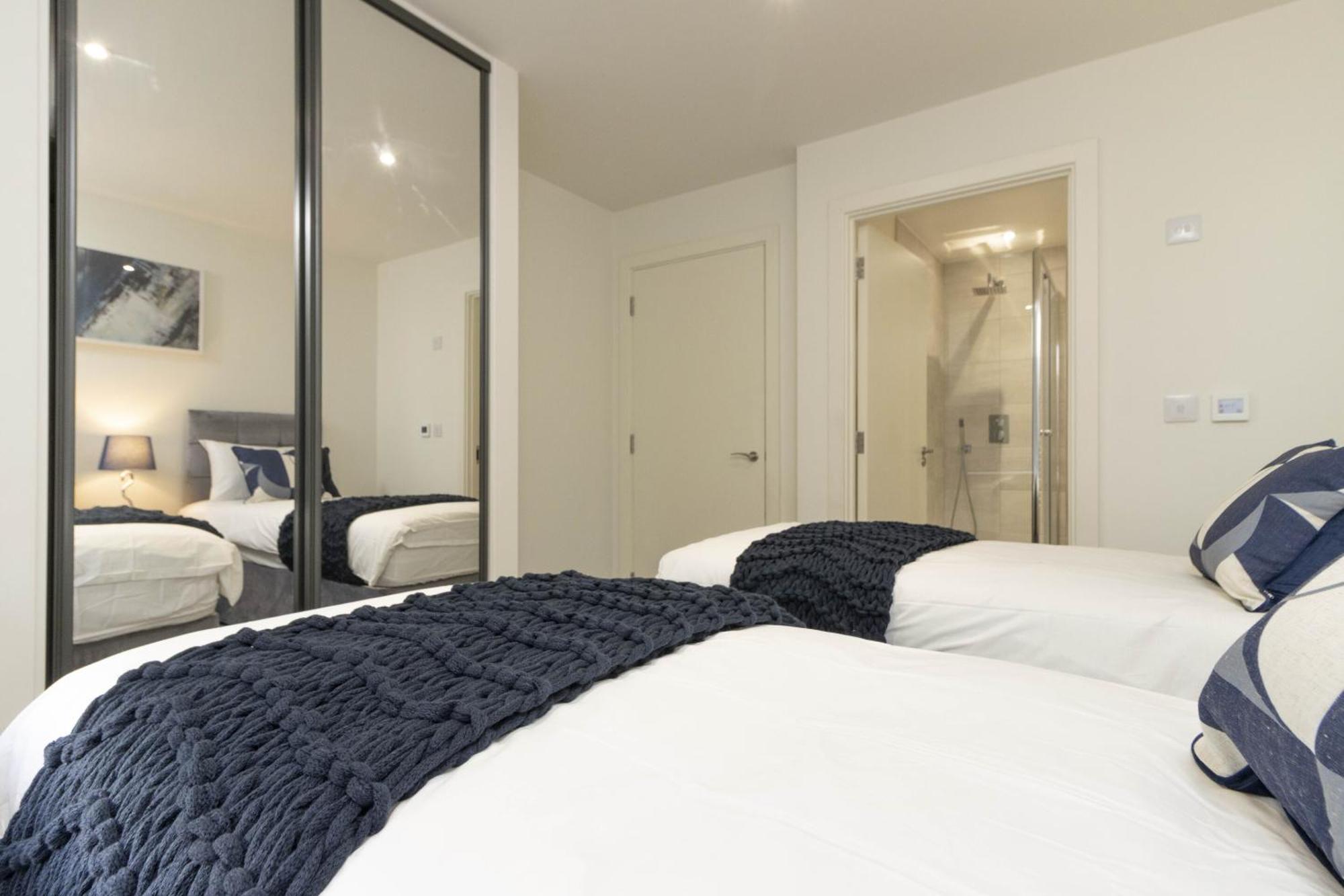 Linacre 11 - Modern 2 Bed Behind The Cathedral With Free Parking And Fast Wifi Appartement Exeter Buitenkant foto