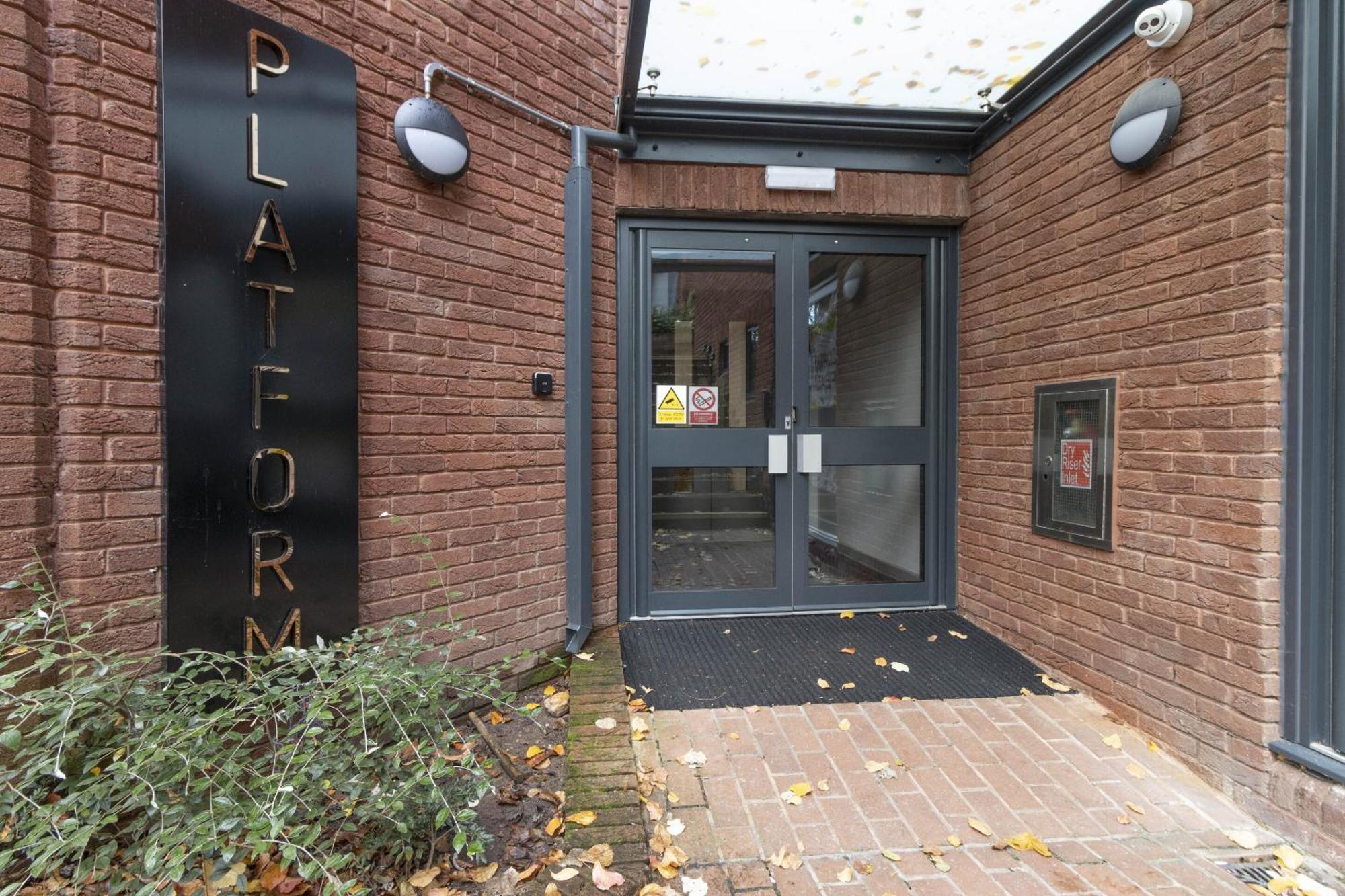 Linacre 11 - Modern 2 Bed Behind The Cathedral With Free Parking And Fast Wifi Appartement Exeter Buitenkant foto